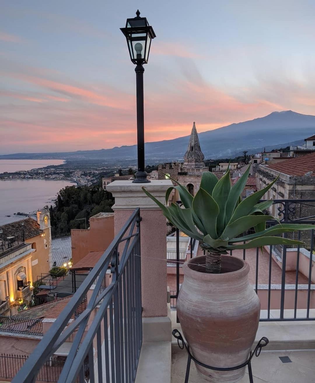 Casa Turchetti Bed & Breakfast Taormina Exterior photo